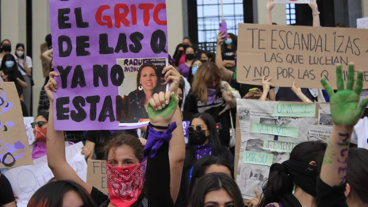 Marcha Feminista Día Internacional de la Mujer 8M -  Cecilia Saijas (46)